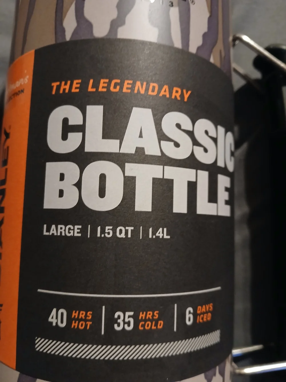 Stanley Classic Bottle 1.5 QT 1.4L Craftsman's Collection Camo Vacuum Insulated - Picture 2 of 4